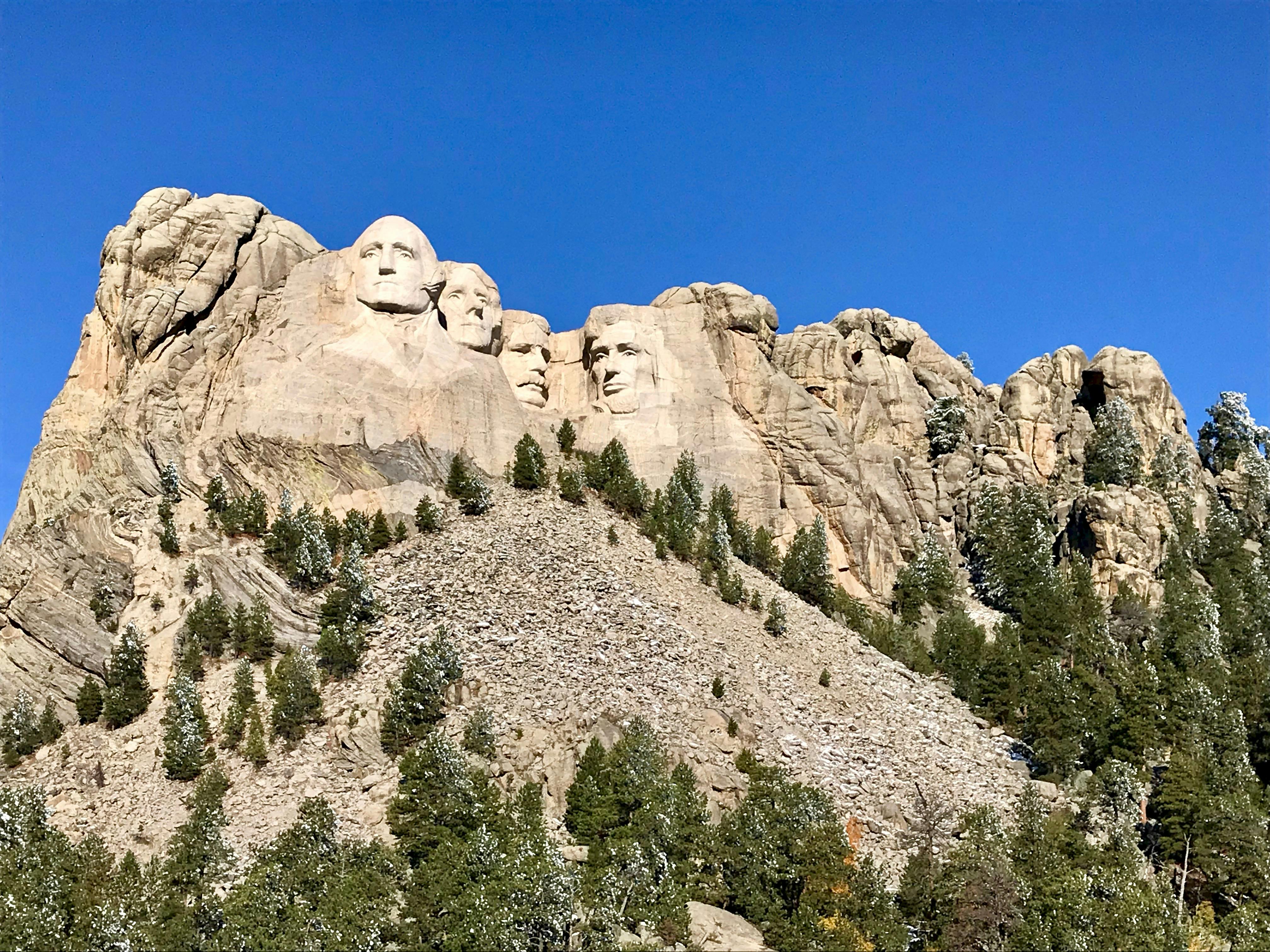 Celebrating South Dakota Day: Adventures with Your Dog in the Mount Rushmore State!